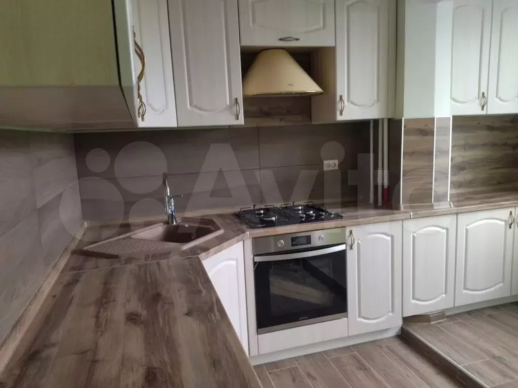 1-к. квартира, 38 м, 4/5 эт. - Фото 0