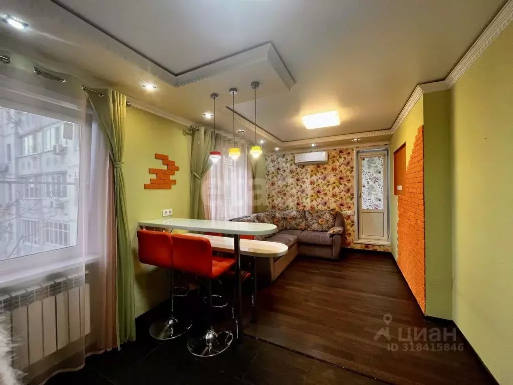 2-к кв. Астраханская область, Астрахань Звездная ул., 7к3 (49.8 м) - Фото 2