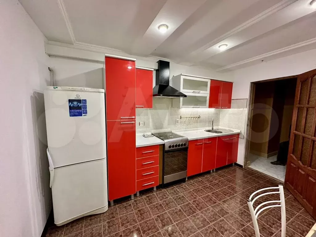1-к. квартира, 48 м, 1/3 эт. - Фото 0