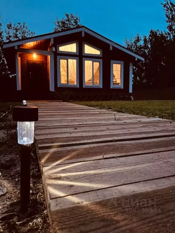 Дом в Тульская область, Заокский район, Малаховское с/пос, д. Костино  ... - Фото 1