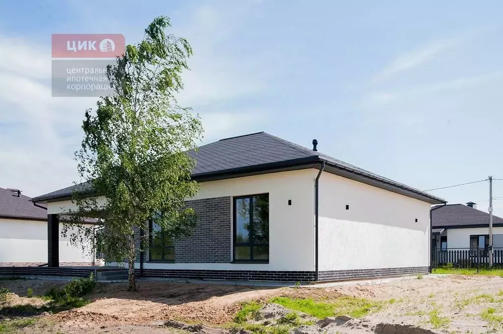 Дом в Рязанская область, Рязанский район, Дубровическое с/пос, с. ... - Фото 2