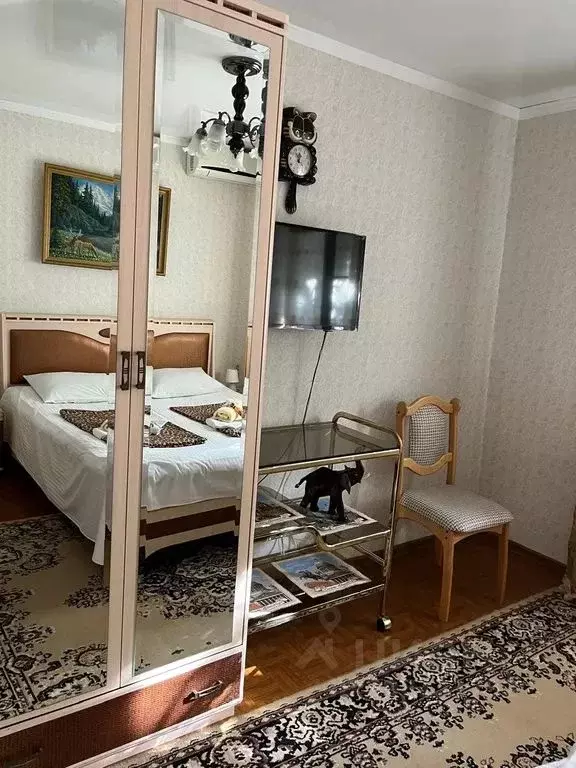 Комната Краснодарский край, Сочи Сочинское ш., 33к1 - Фото 1
