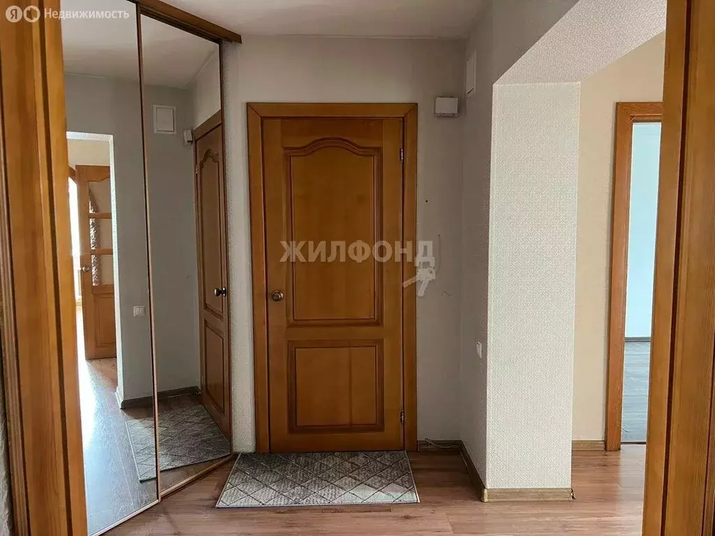 3-комнатная квартира: Иркутск, Красногвардейская улица, 24 (93 м) - Фото 1