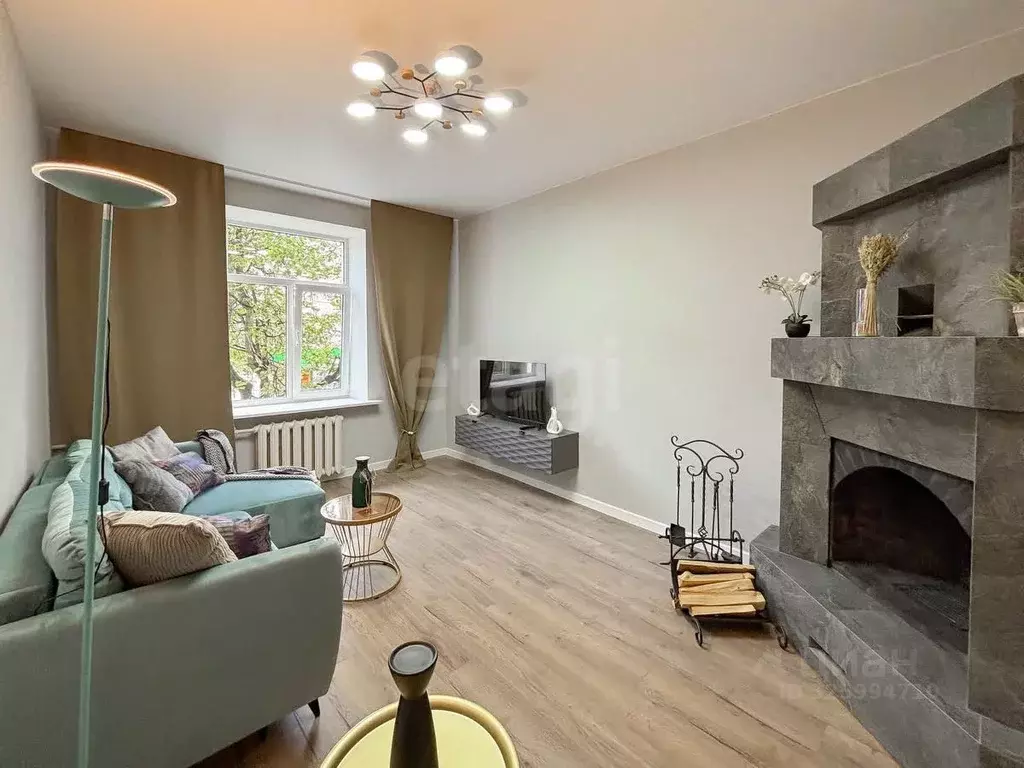 2-к кв. Псковская область, Псков ул. Гагарина, 9 (56.0 м) - Фото 1