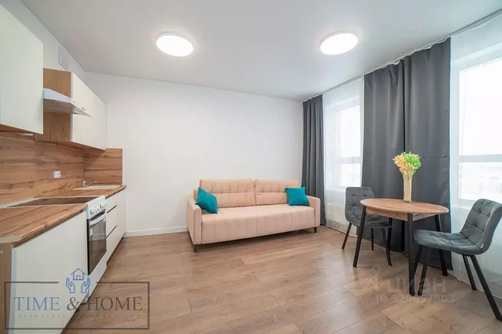 Студия Свердловская область, Екатеринбург ул. Академика Ландау, 37 ... - Фото 1