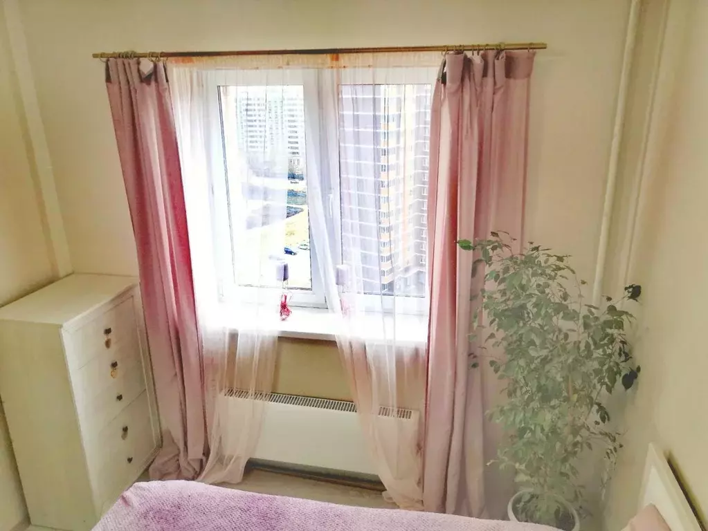 Продается 3-комнатная квартира - Фото 1