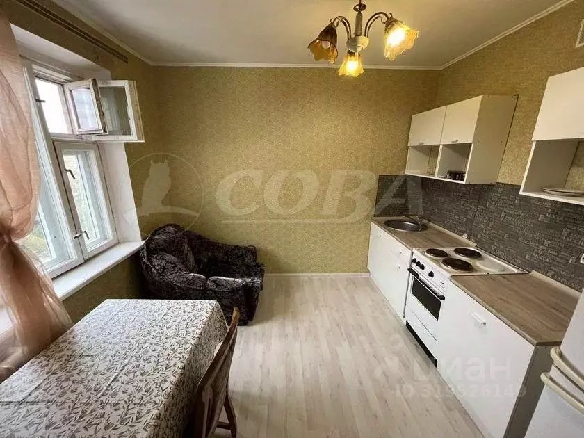 1-к кв. Тюменская область, Тюмень ул. Салтыкова-Щедрина, 55 (45.0 м) - Фото 0