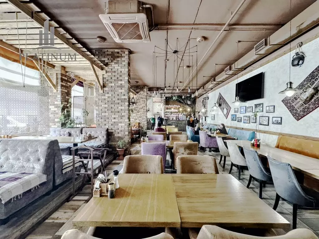 Пл. Горького помещение под банк/ресторан 295м2 - Фото 1