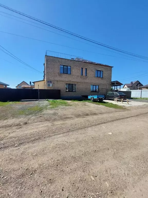 Таунхаус в Оренбургская область, Оренбургский район, с. Нежинка ул. ... - Фото 0