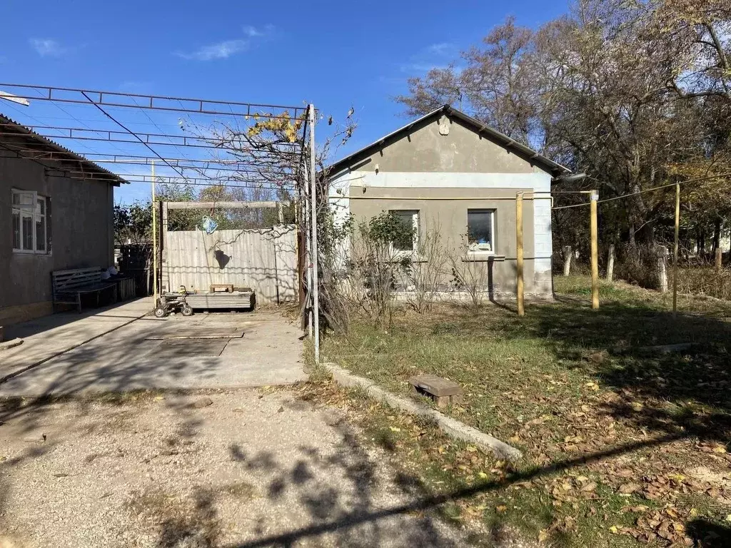 Дом в Крым, Симферопольский район, с. Родниково ул. Крымская (160 м) - Фото 0