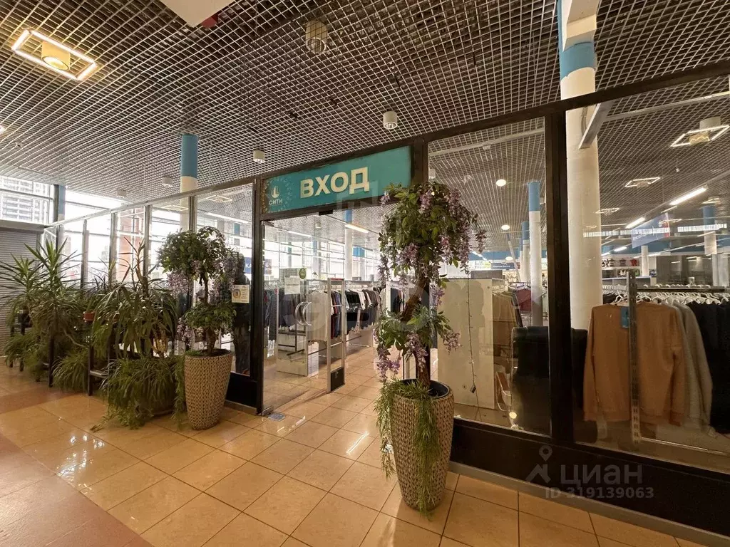 Торговая площадь в Санкт-Петербург просп. Культуры, 20 (2300 м) - Фото 0