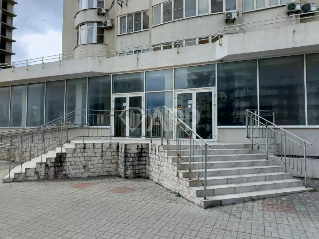 Торговая площадь в Краснодарский край, Новороссийск 15-й мкр,  (190 м) - Фото 0
