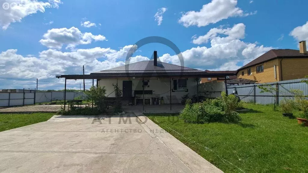 Дом в Апшеронск, улица Спорта (131.9 м) - Фото 1