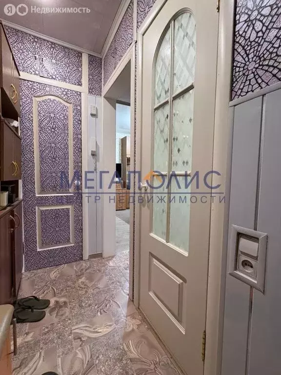1-комнатная квартира: Балаково, улица Набережная Леонова, 31 (29.4 м) - Фото 0