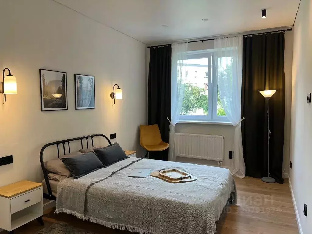 2-к кв. Калининградская область, Пионерский Октябрьская ул., 12А (50.0 ... - Фото 1