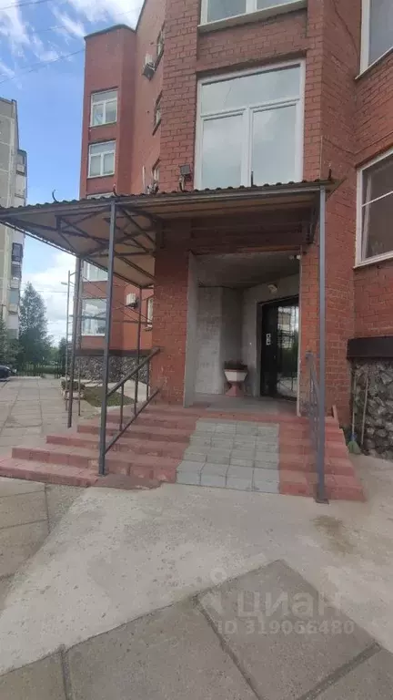 4-к кв. Свердловская область, Нижний Тагил ул. Дружинина, 68 (153.9 м) - Фото 1