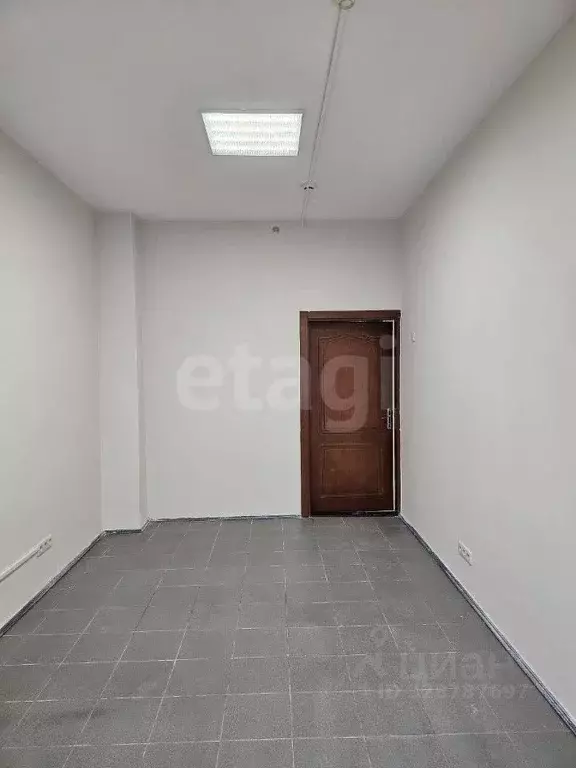 Офис в Тюменская область, Тюмень ул. Пермякова, 43А (17 м) - Фото 1