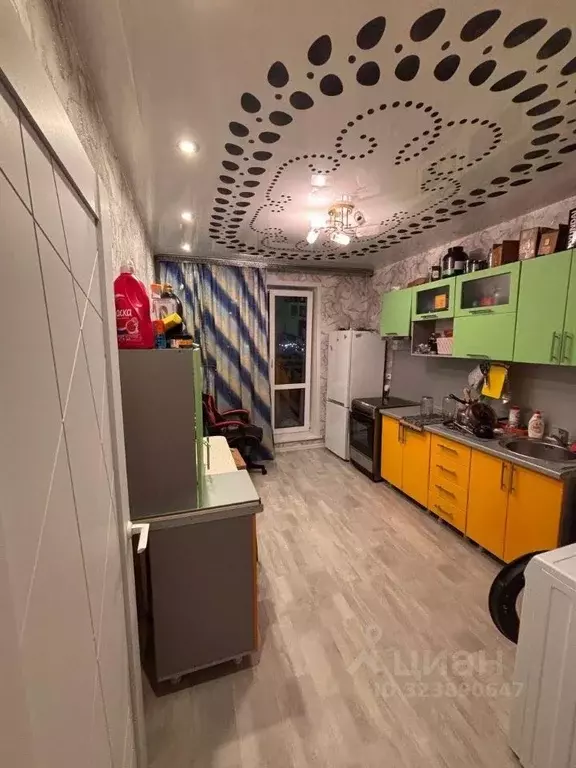 1-к кв. Курганская область, Курган Заозерный жилрайон, 4-й мкр, 12А ... - Фото 1