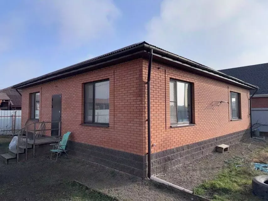 Дом в Ростовская область, Неклиновский район, с. Новобессергеневка ул. ... - Фото 1