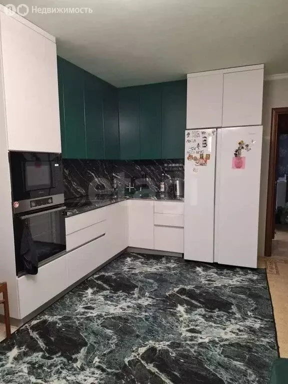 2-комнатная квартира: Тюмень, улица Пермякова, 82к1 (67 м) - Фото 0