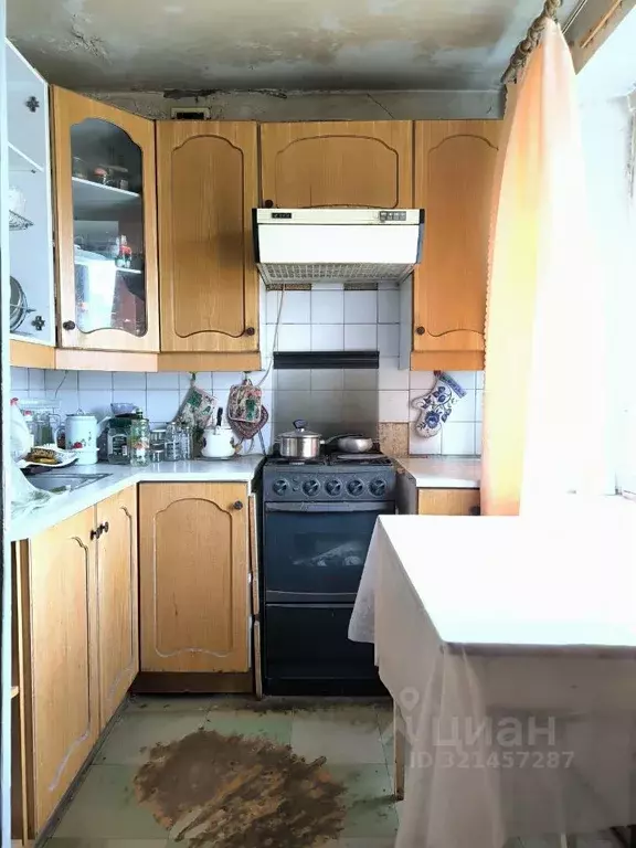 3-к кв. Санкт-Петербург ул. Нахимова, 3к1 (64.5 м) - Фото 2