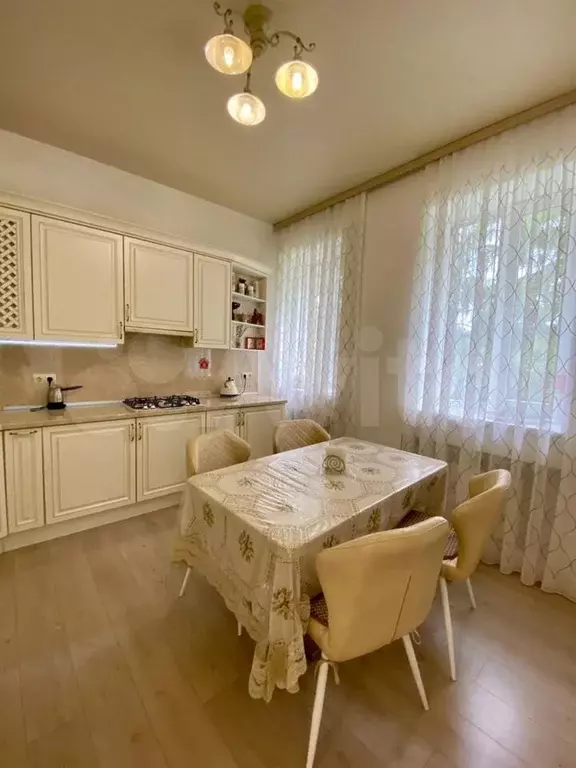 2-к. квартира, 75 м, 3/3 эт. - Фото 1