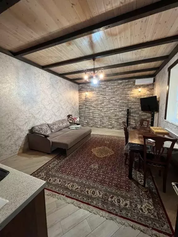 Дом в Дагестан, Избербаш ул. Маршала Захарова, 1 (450 м) - Фото 1