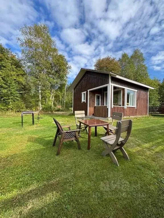 Дом в Карелия, Пряжинский район, Эссойльское с/пос, д. Чуралахта ул. ... - Фото 1