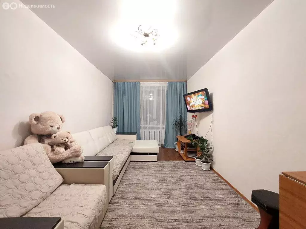 2-комнатная квартира: Первоуральск, улица Ильича, 9А (42.5 м) - Фото 1