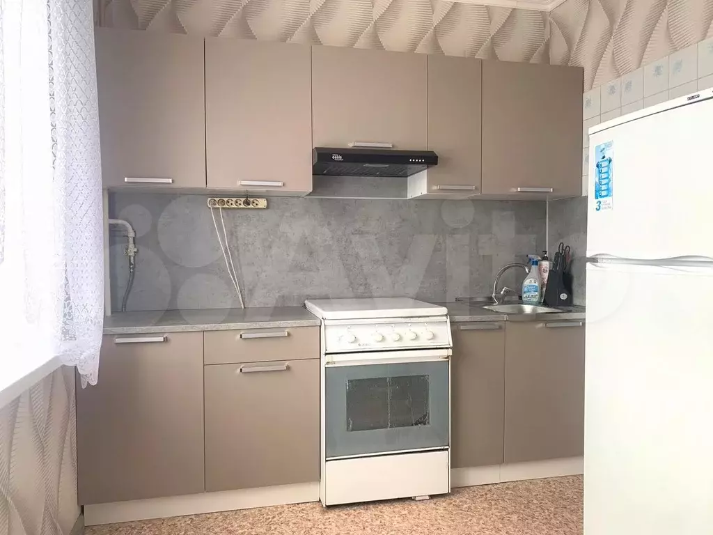 1-к. квартира, 39 м, 7/9 эт. - Фото 0