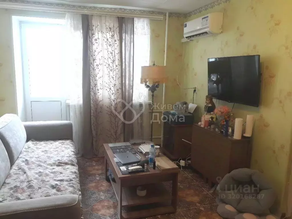 1-к кв. Волгоградская область, Волгоград Удмуртская ул., 8 (30.5 м) - Фото 1