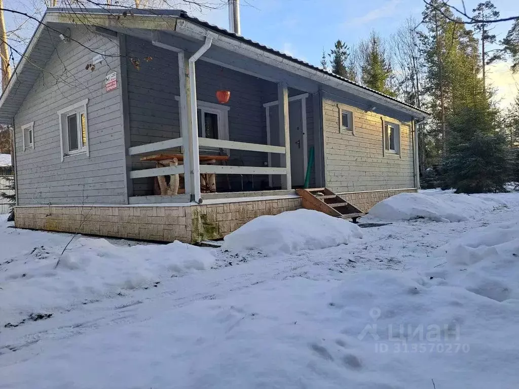 Дом в Ленинградская область, Гатчинский район, Вырица городской ... - Фото 1