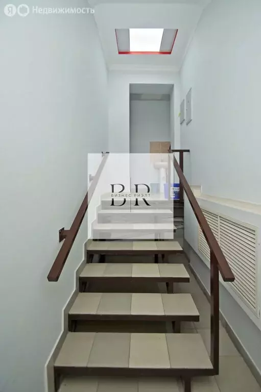 Офис (400 м) - Фото 1