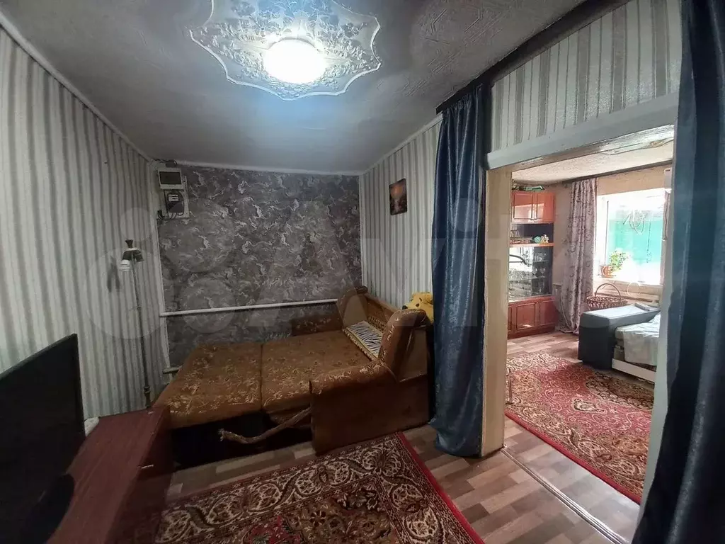 Комната 25 м в 3-к., 1/1 эт. - Фото 1