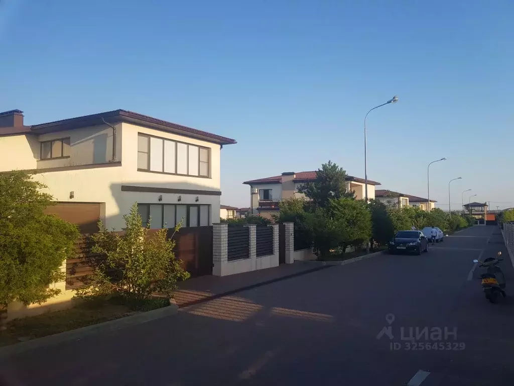 Дом в Краснодарский край, Темрюкский район, Ахтанизовское с/пос, пос. ... - Фото 2