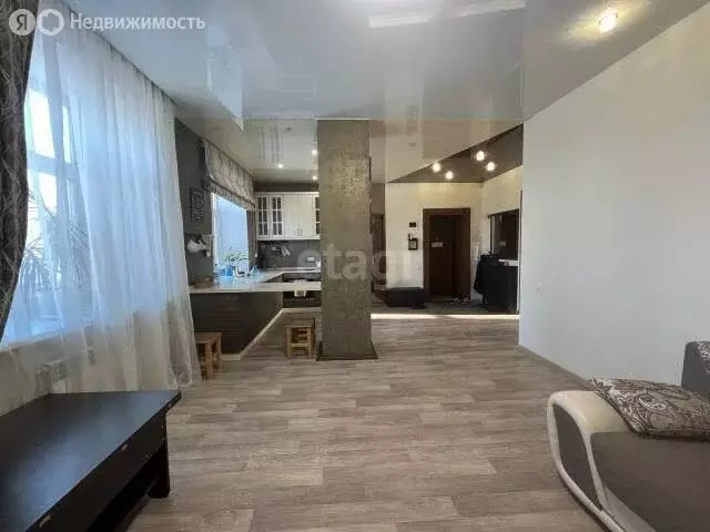 3-комнатная квартира: Ачинск, микрорайон Авиатор, 3А (68.2 м) - Фото 1