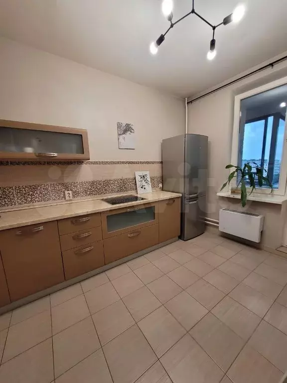 1-к. квартира, 42 м, 7/9 эт. - Фото 0