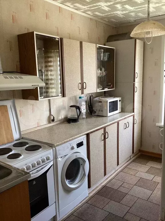 Комната 18 м в 3-к., 9/9 эт. - Фото 0