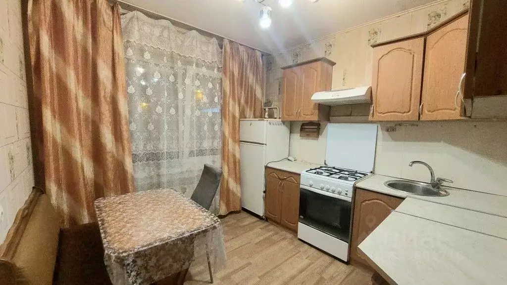 3-к кв. Брянская область, Брянск ул. Есенина, 10 (64.0 м) - Фото 2