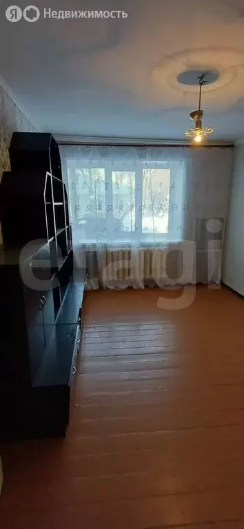 3-комнатная квартира: Шадринск, улица Гагарина, 5 (41.6 м) - Фото 2