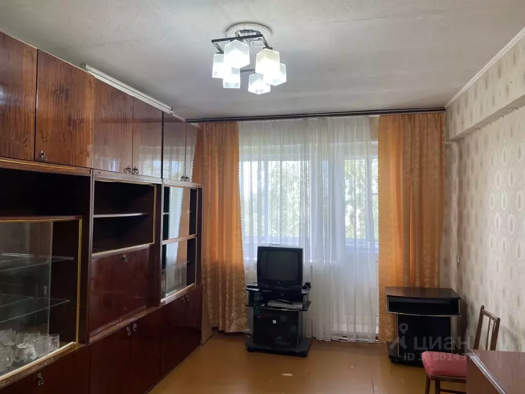 3-к кв. Тульская область, Новомосковск ул. Орджоникидзе, 3А (62.3 м) - Фото 0