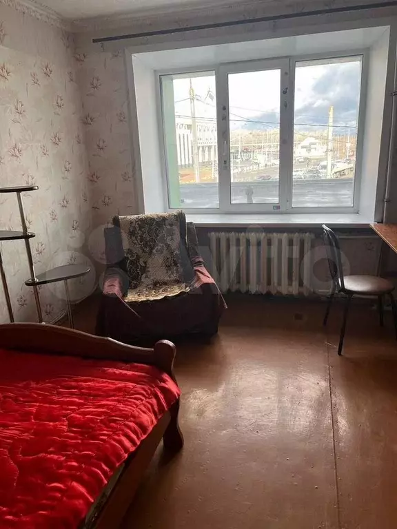 Комната 18 м в 3-к., 2/5 эт. - Фото 0
