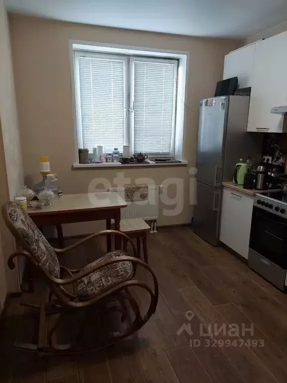 2-к кв. Тюменская область, Тюмень ул. Бакинских Комиссаров, 3 (54.0 м) - Фото 1