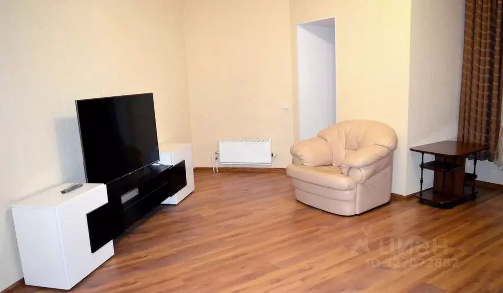 2-к кв. Коми, Ухта наб. Газовиков, 4/2 (75.0 м) - Фото 1