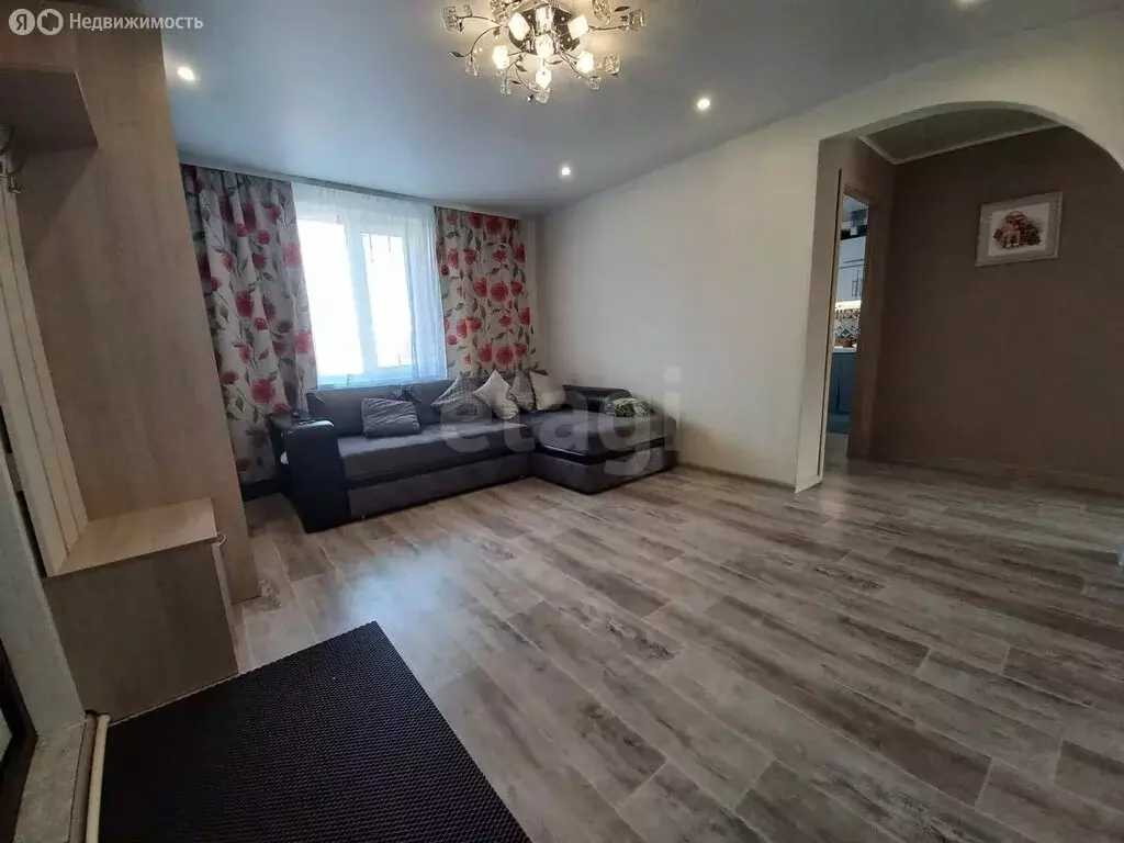 Дом в Агрыз, улица Карла Маркса (72.4 м) - Фото 1
