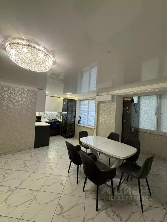 3-к кв. Крым, Феодосия ул. Крымская, 82Б (66.1 м) - Фото 0