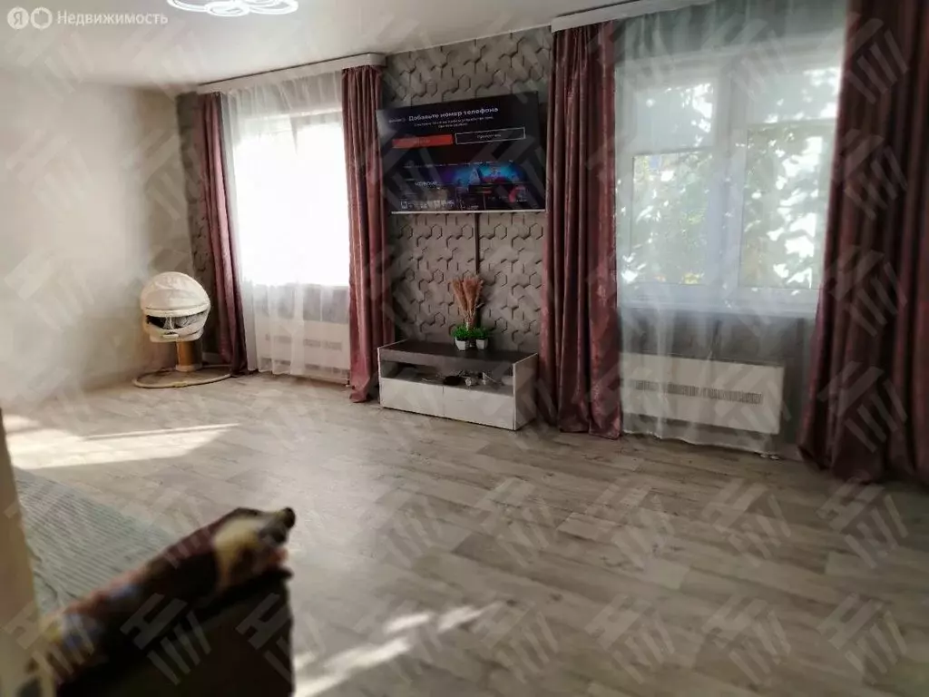 3-комнатная квартира: Северодвинск, Индустриальная улица, 17 (73.6 м) - Фото 1