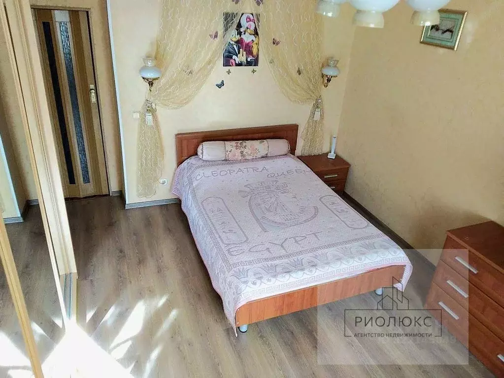 3-к кв. Челябинская область, Челябинск ул. Савина, 12 (71.7 м) - Фото 1