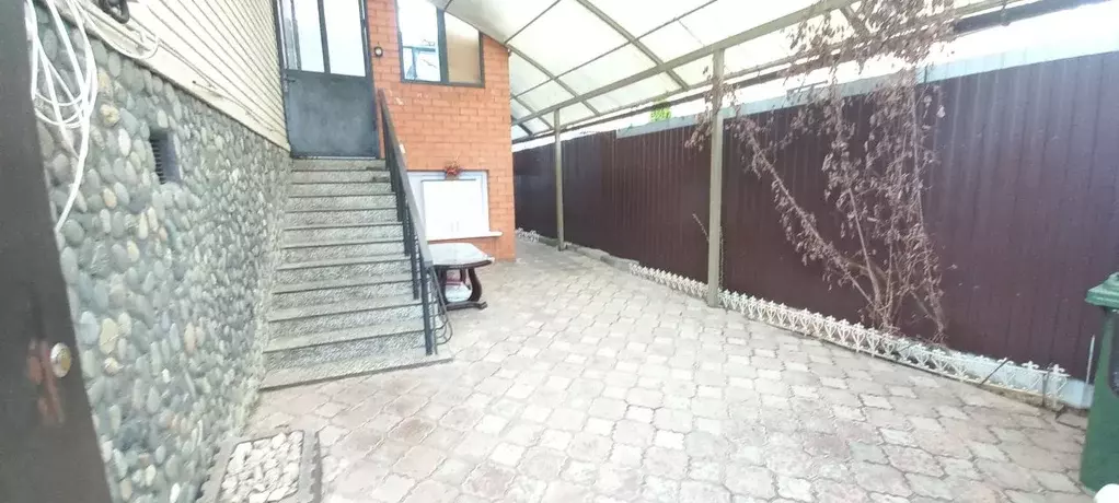 Дом в Ставропольский край, Ставрополь ул. Акулова, 69 (160 м) - Фото 2