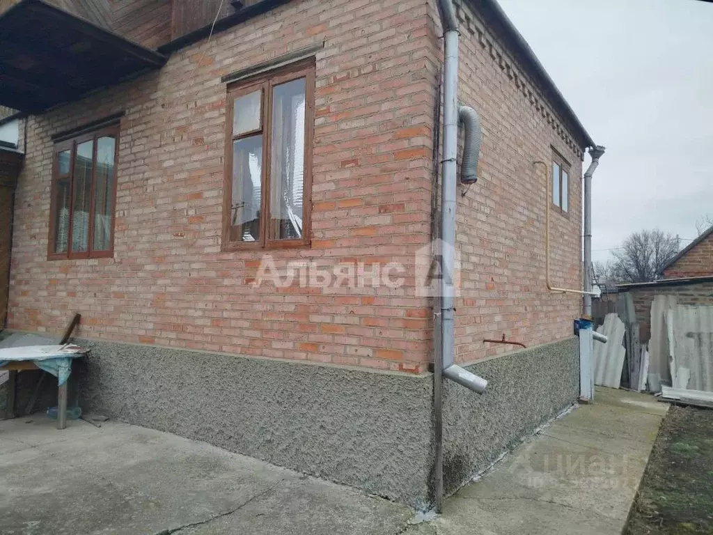 Дом в Ростовская область, Каменский район, Глубокий пгт ул. Щаденко ... - Фото 1